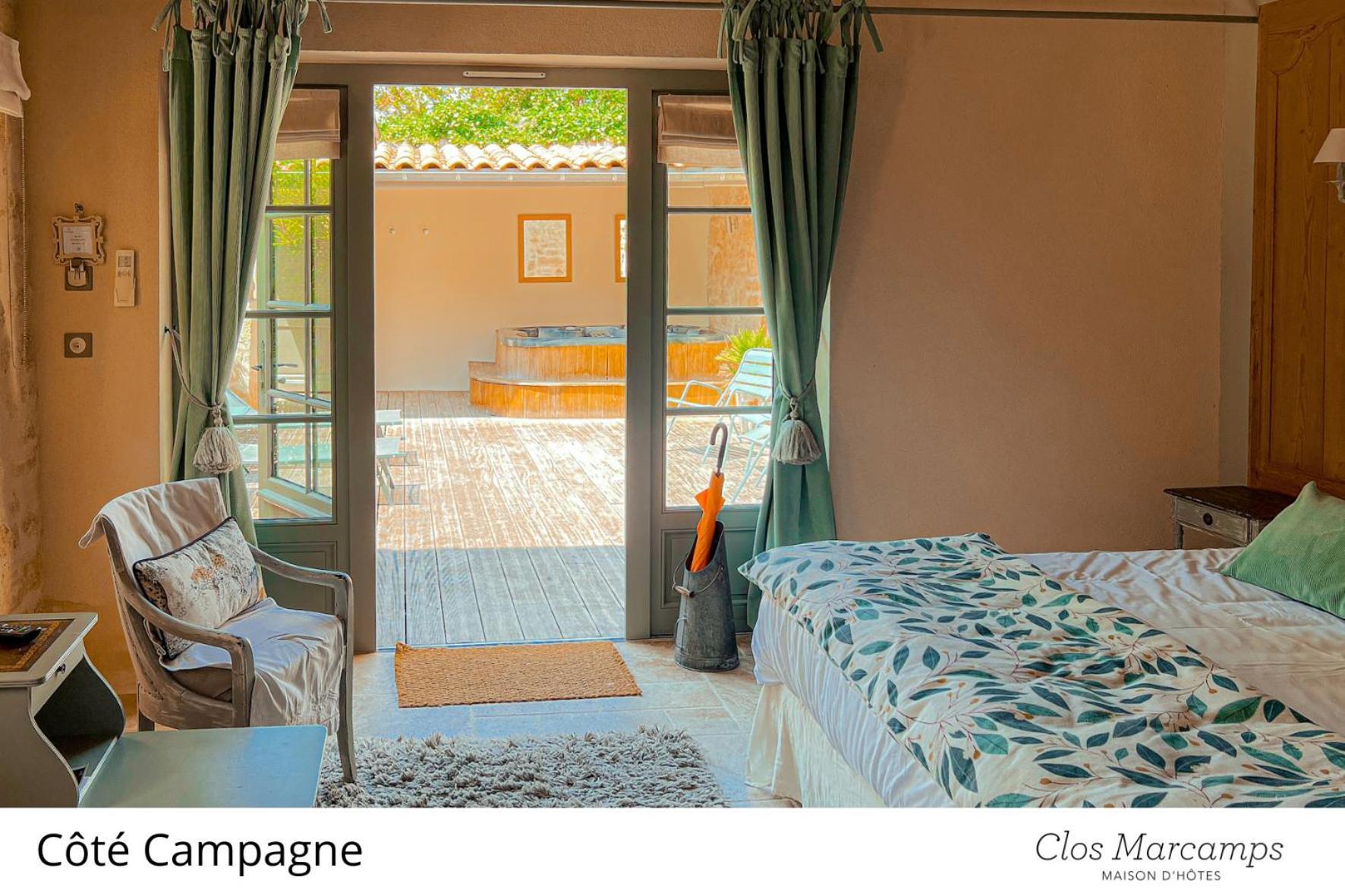 Clos Marcamps - Teritoria Prignac-et-Marcamps Номер фото